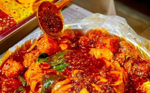 原创
            天水麻辣烫走红，幕后推手是谁？