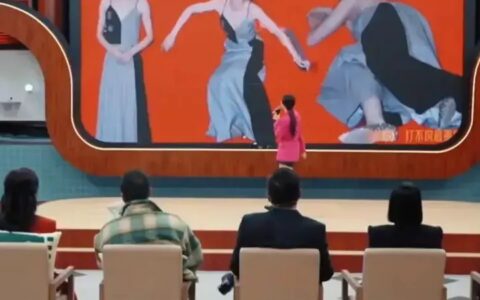 赵樱子首次回应红毯摔倒事件，吴镇宇问她为什么摔得那么假