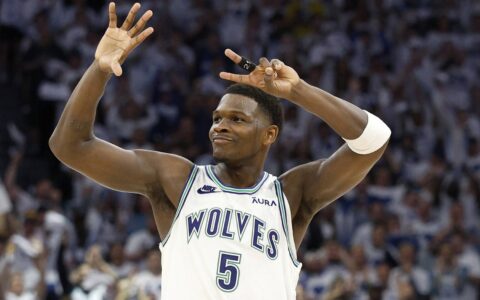 【NBA】森林狼主场45分狂胜掘金，将系列赛拖入“抢七”大战