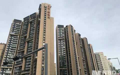 年终再探二手房市场|深圳豪宅税新政实施半月：热点区域无房可卖  业主强硬不降价