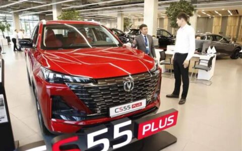 新能源车、小米手机、瓷器……哈萨克斯坦人的“购物车”装满了中国产品-哈萨克斯坦手机市场
