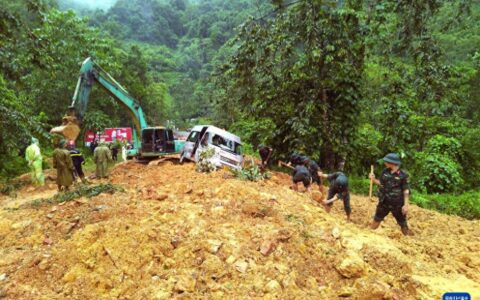 越南北部山体滑坡致9死4伤-越南的高山