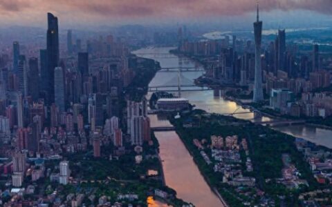 高温炎热伴（雷）阵雨，南海中部热带扰动云团活跃-热雷雨是什么