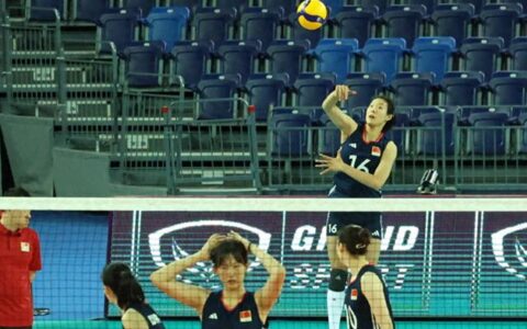 一传串联需提高！U20女排小组头名晋级，中国香港憾负，八强出炉-2021女排联赛日本对意大利