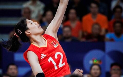 女排3-1塞尔维亚，赛后传来三个好消息，球队实力再获升华！-塞尔维亚女排接应